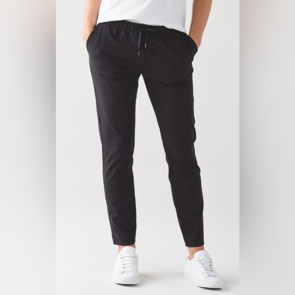 Lululemon Athletica Women's Black Jet Pants